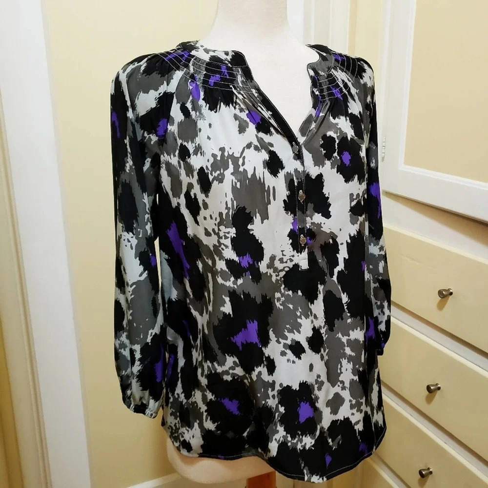 SALE! Dana Buchman Tunic Top • Purple| Black Blouse • Size Medium